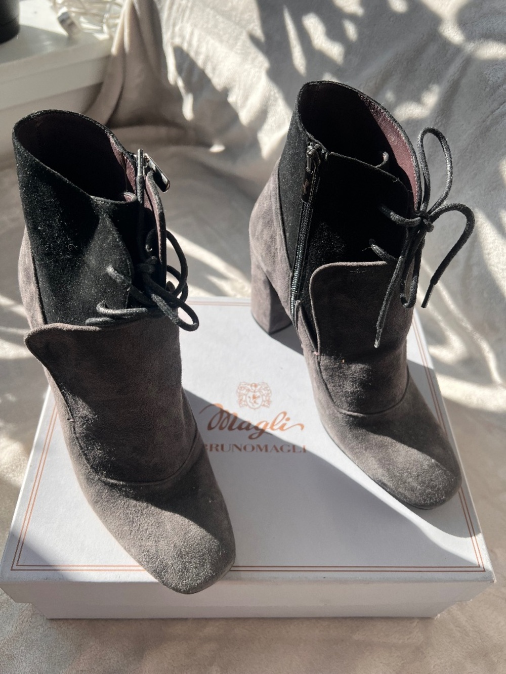 Bruno Magli Narciso Goat Suede Ankle Boot EU 40 Italy